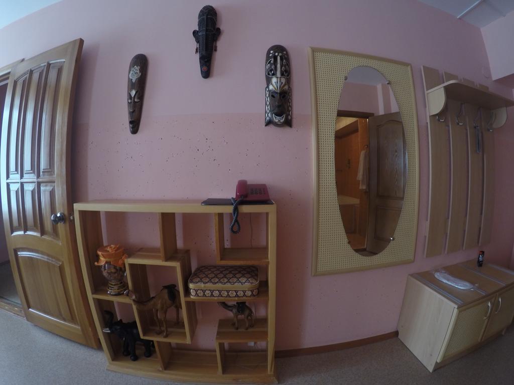 Kurmet Hotel Uralsk Habitación foto