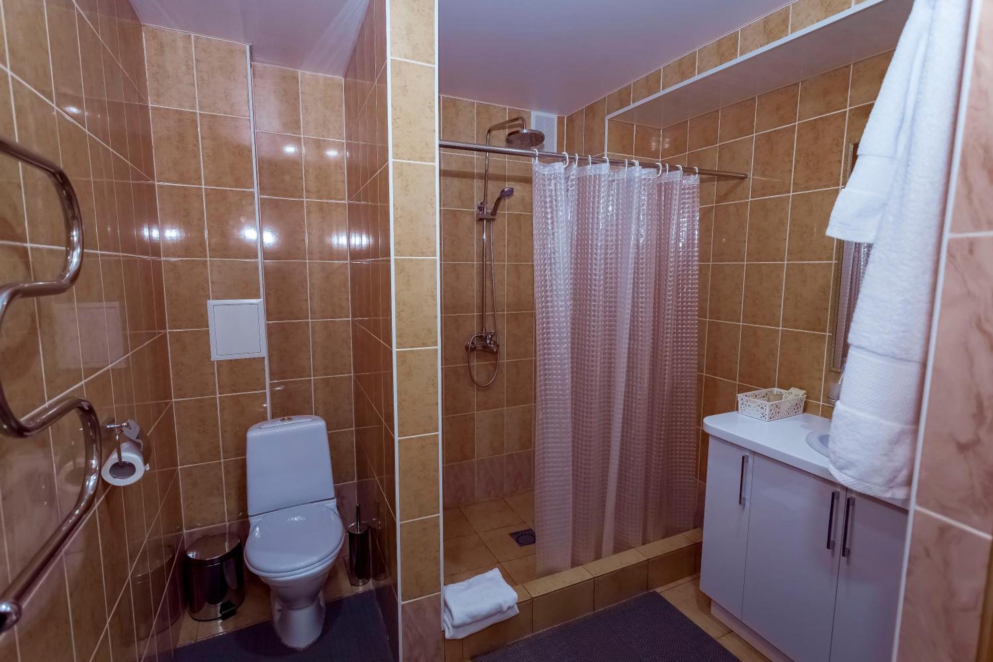 Kurmet Hotel Uralsk Exterior foto